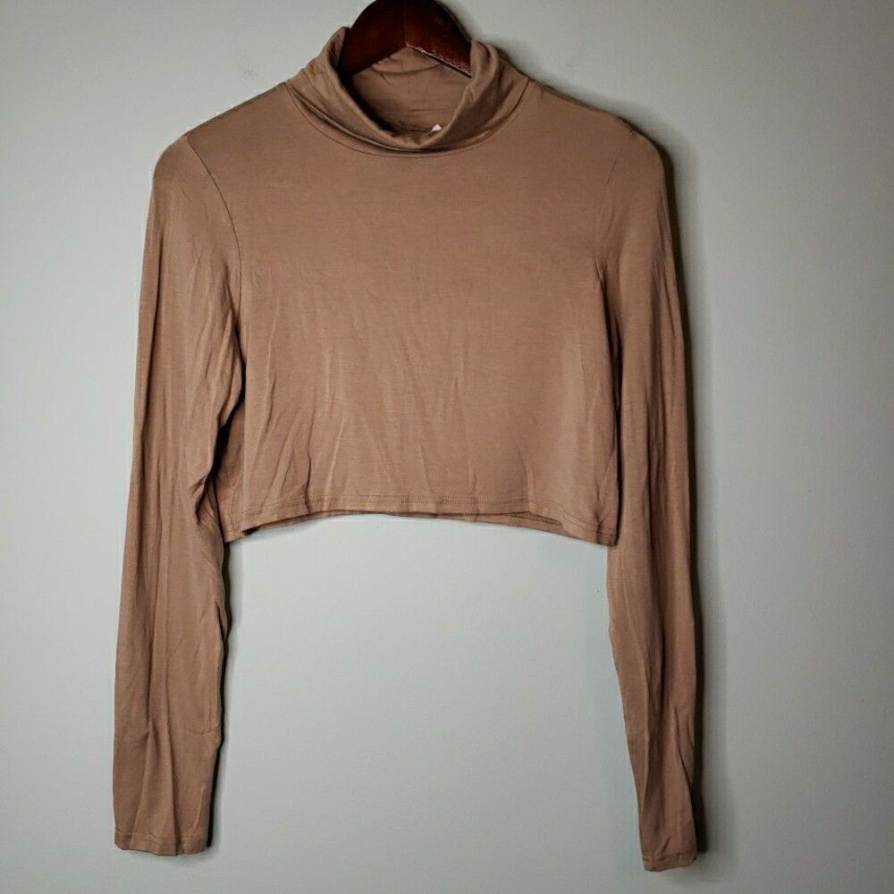 Womens Cropped Turtleneck Long Sleeve Top Sz LARGE Beige Mink Stretch Bill Blass
